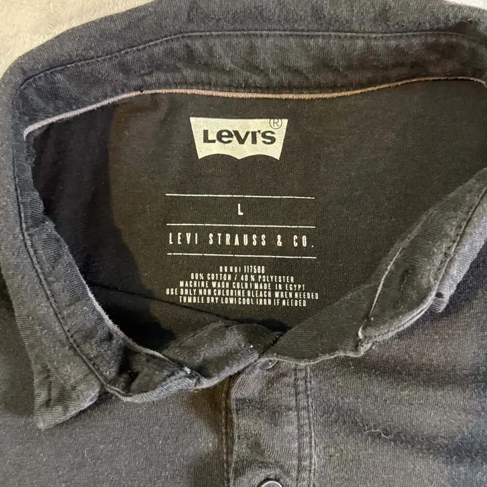 Levi's Men's Black (or dark navy?) Short Sleeve Polo Shirt